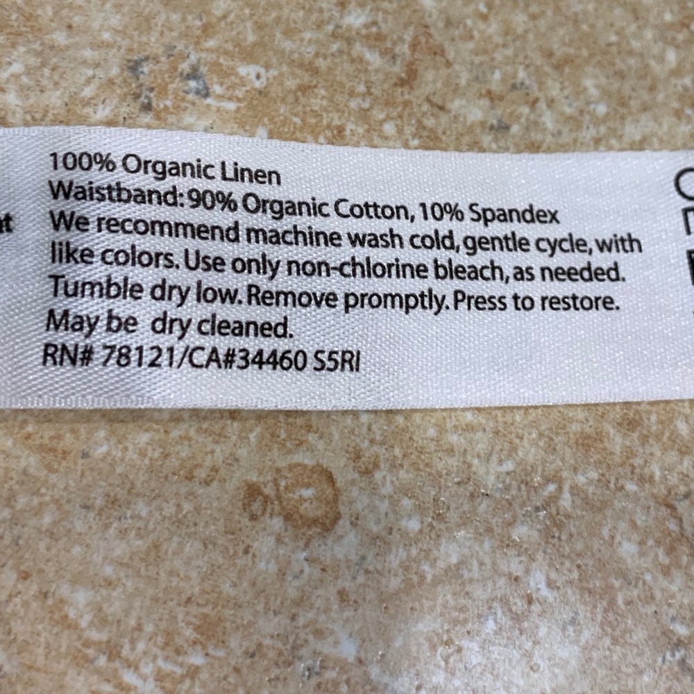 White Linen Capris - image 6